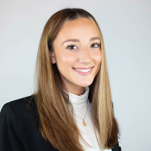 Meet your Posher, Emily